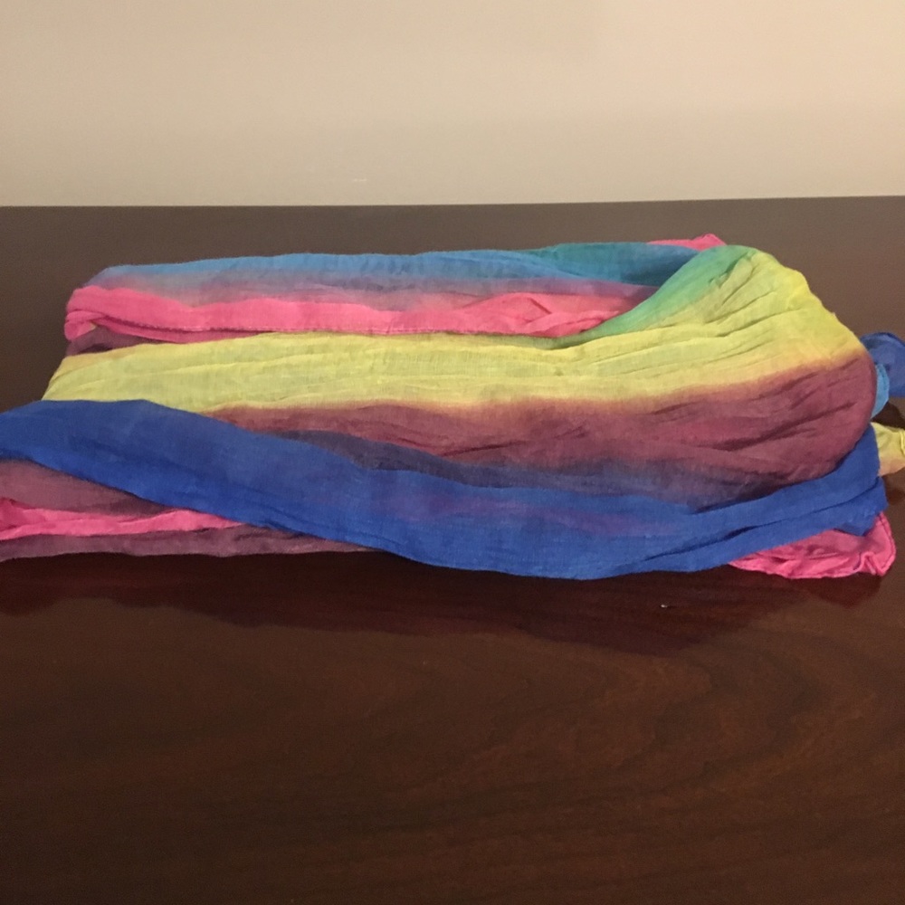 Scarf - Picture 2 of 5